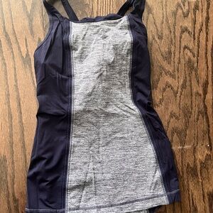 🦄 Lululemon: Dark purple and Gray Tank Top - like new
